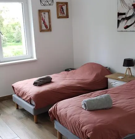 Le Bord De Sarre Avec Parking Privatif 萨尔格米纳